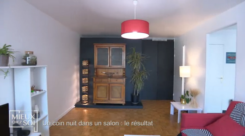 Emission du 2 juillet 2019, 2019, émission, émission mieux chez soi, mieux chez soi, design, designer, Frédéric TABARY, TABARY, design d'espace, amovible, meuble amovible, meuble, noir, noir mat, agencement, agencer, surprenant, gagner de la place, agence Angers, agence Nantes, Paris, desseins de fred, fred, breton, designer Français, émission avec Stéphane PLAZA, PLAZA, émission sur M6, M6, luminosité, lumière, gestion de la lumière, 2 juillet 2019, architecte, architecte d'intérieur, agence de design global, agence de design