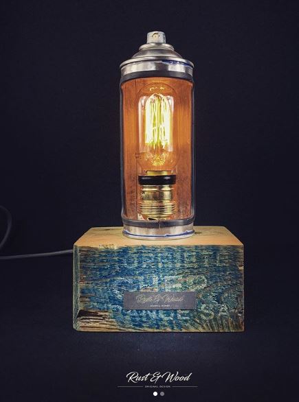Objet de décoration pour vos maisons.
La lampe Bombe aérosol